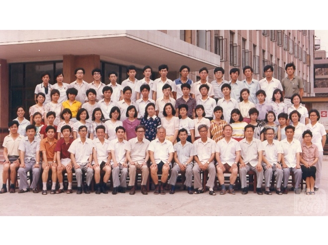 1982级_城建学院环境工程专业毕业照