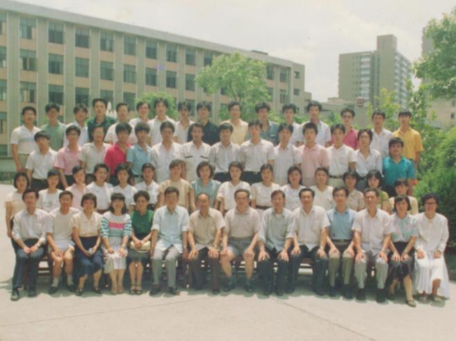 1987级_城建学院环境工程专业毕业照