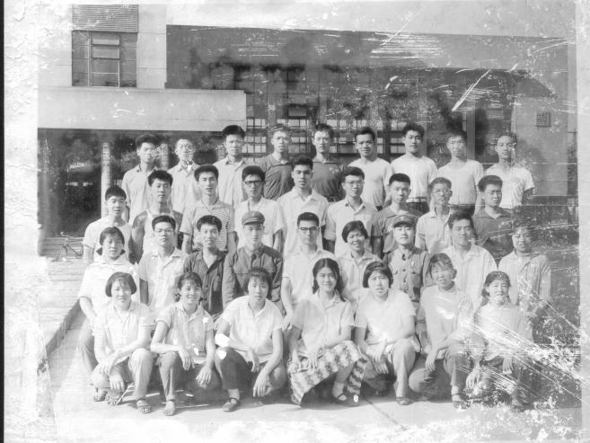 1971级给水排水专业合影